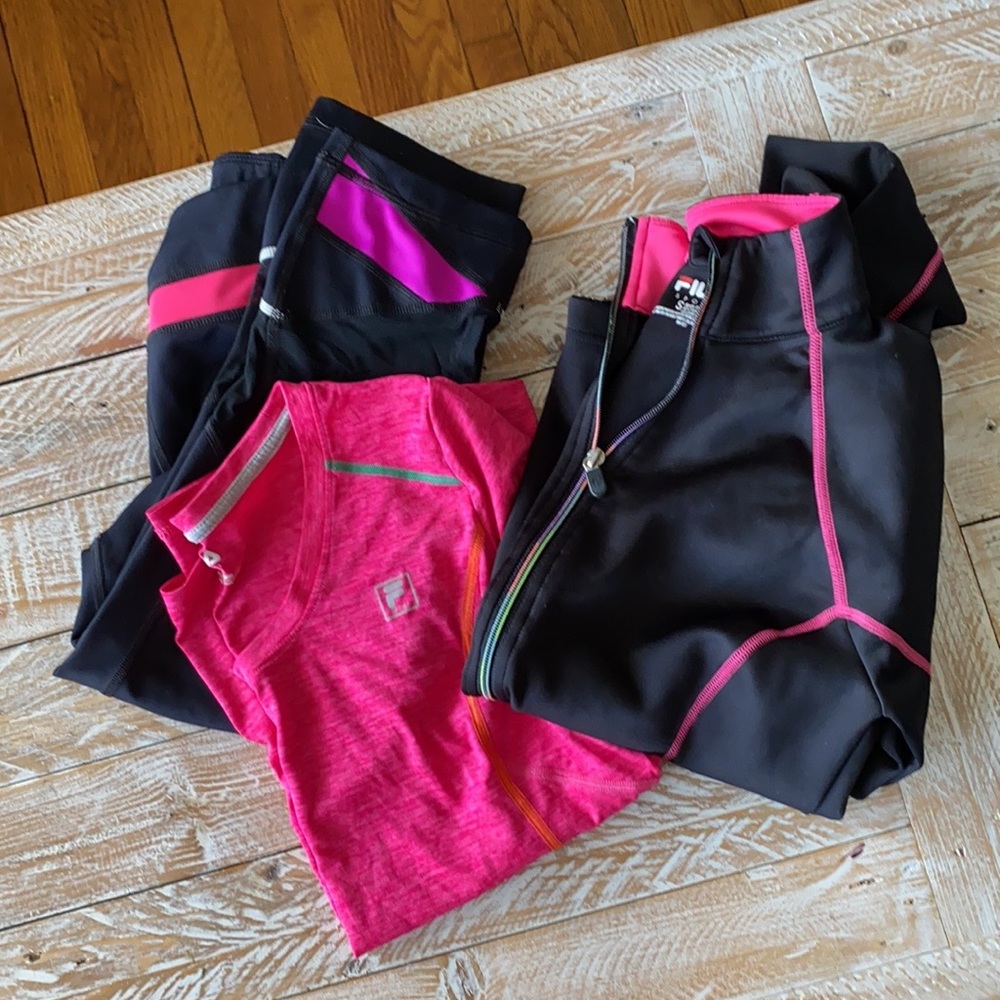 π Fila Colorful Sexy Capris - small π - Picture 9 of 10